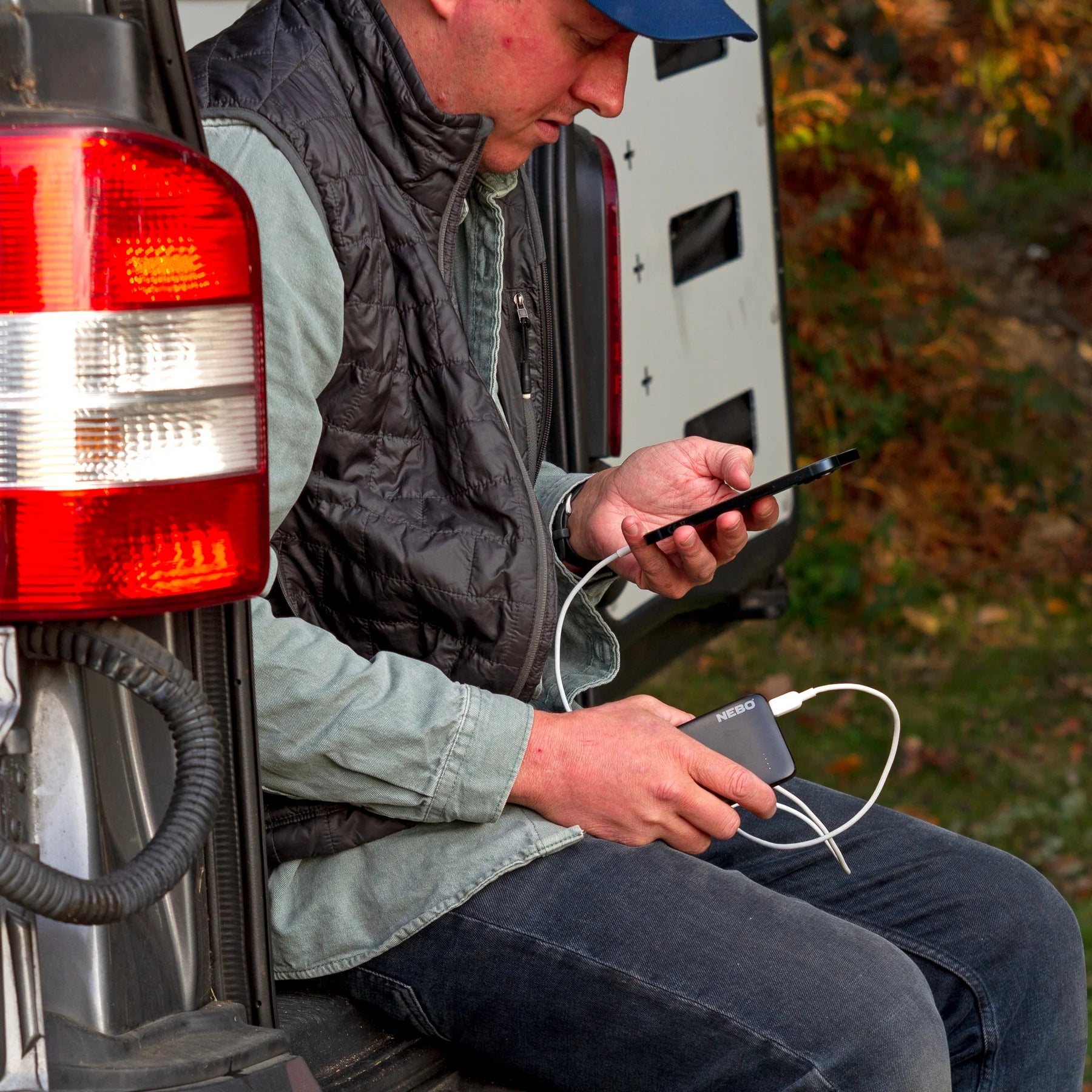 The robust NEBO 5000mAh Power Bank ensures you stay charged throughout the day. Keep your smartphones, tablets, headphones, and more powered up