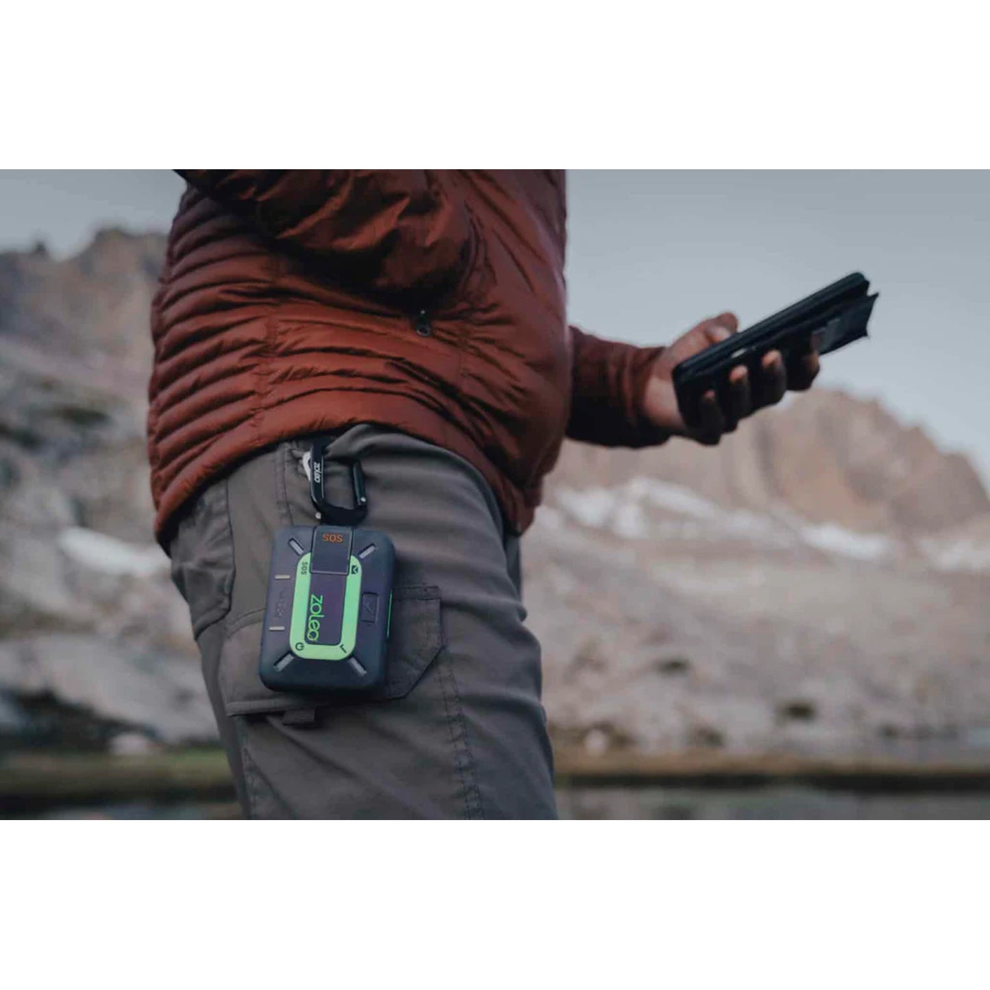 Carrying Zoleo on a belt using the carabiner