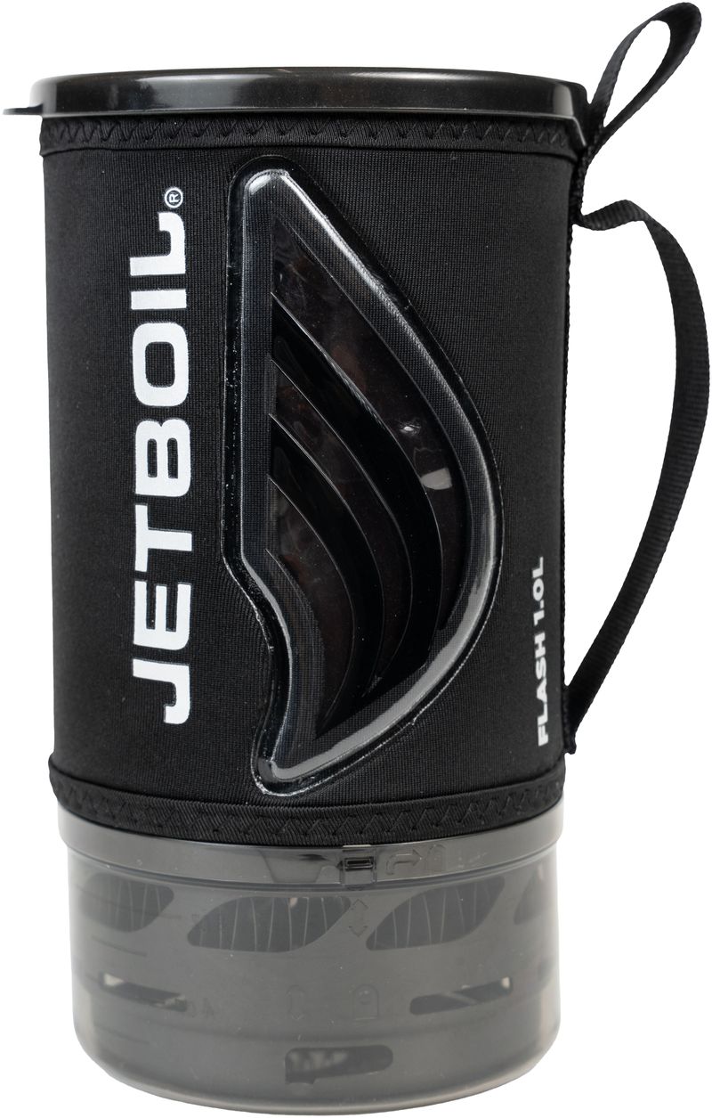 Blistering boil times come standard on the Flash cooking system, the ultimate camping stove for preparing coffee, soup, or dehydrated meals on the trail. 