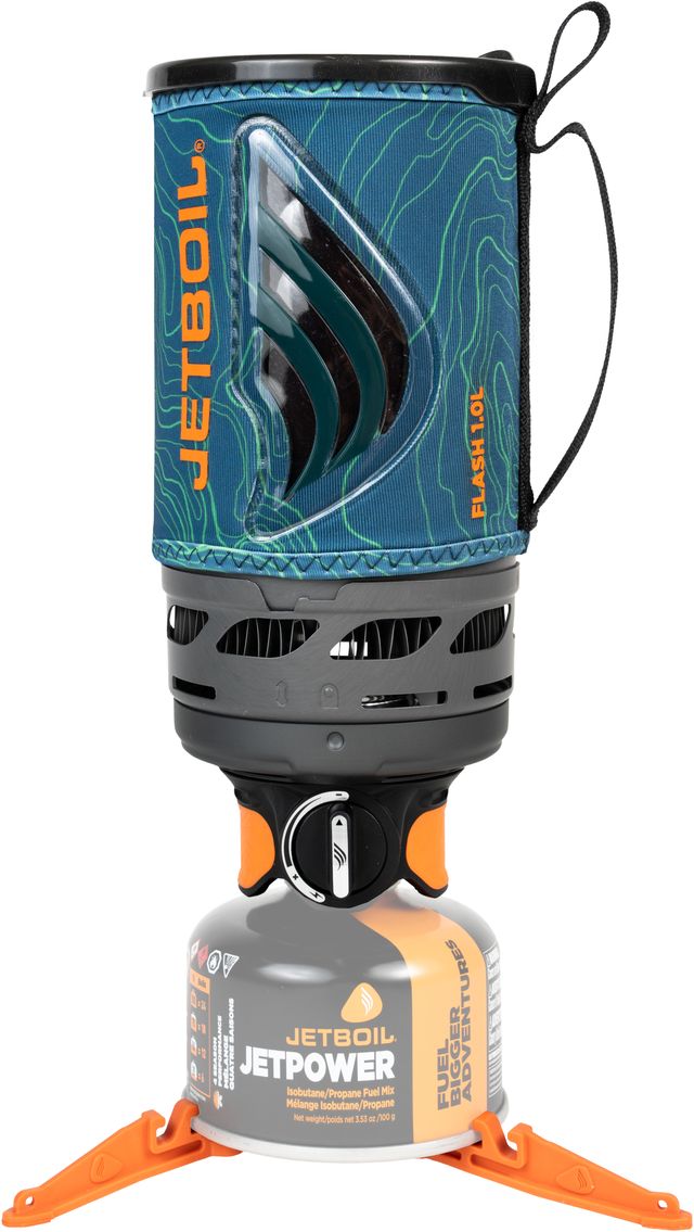 Blistering boil times come standard on the Flash cooking system, the ultimate camping stove for preparing coffee, soup, or dehydrated meals on the trail. 